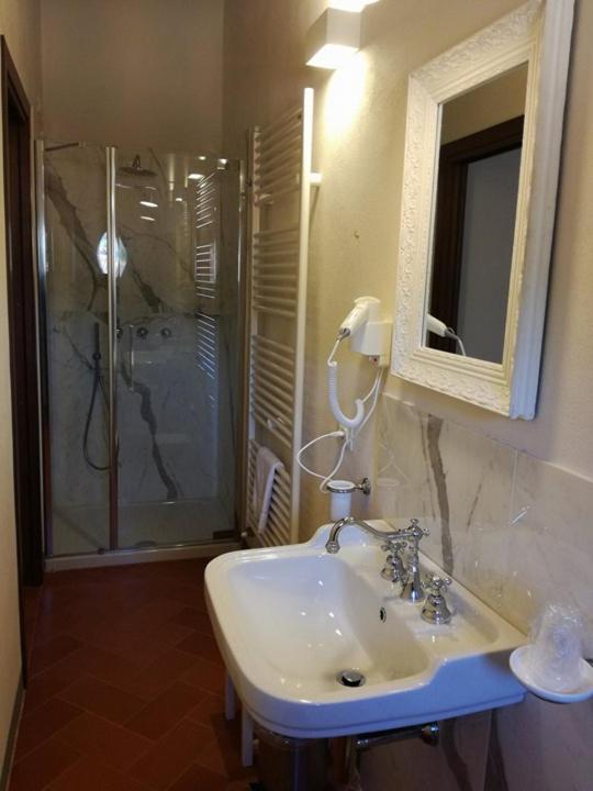 Relais Villa Poschi Pugnano Extérieur photo